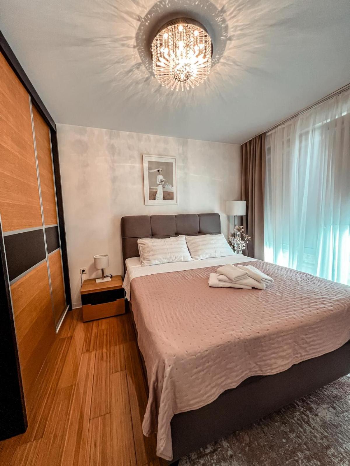 Opera 3 Apartment ซาดาร์ ภายนอก รูปภาพ